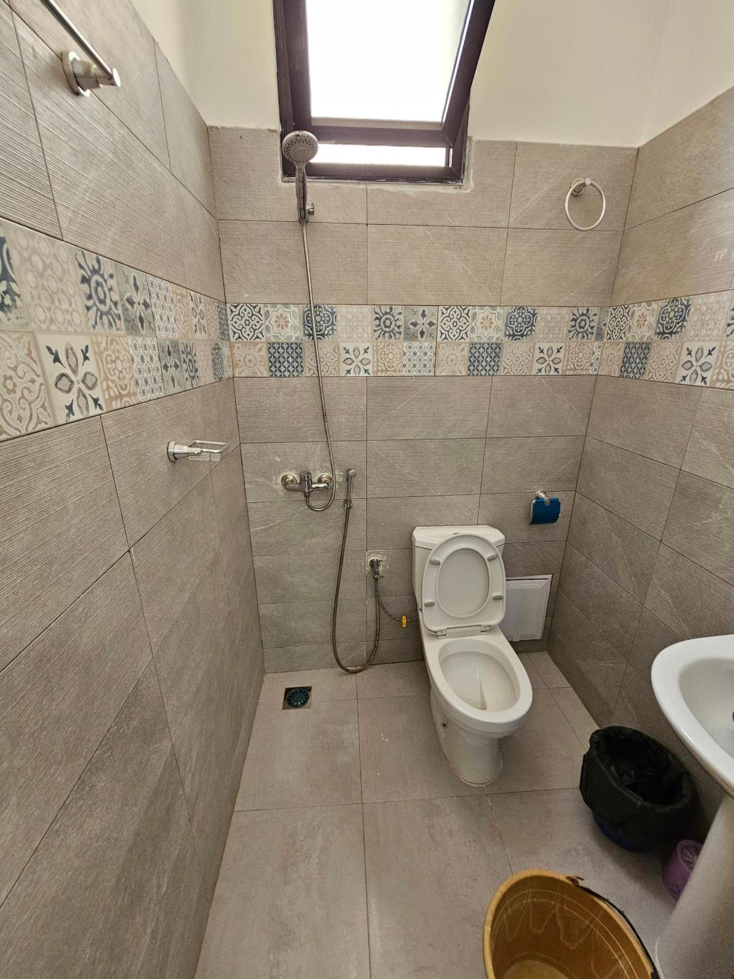 Отель Chambre Ngor- Douche Privee-Salon-Cuisine-Netflix Дакар Экстерьер фото